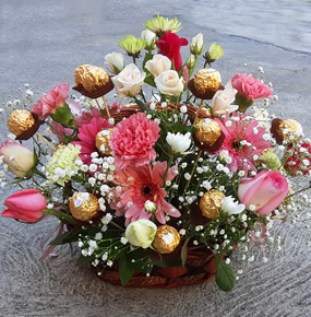 Mix Flower Basket With Chocolate