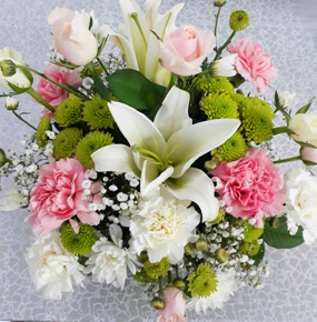 MIXED BOUQUET WITH CARNATIONS, ROSES AND LILIES